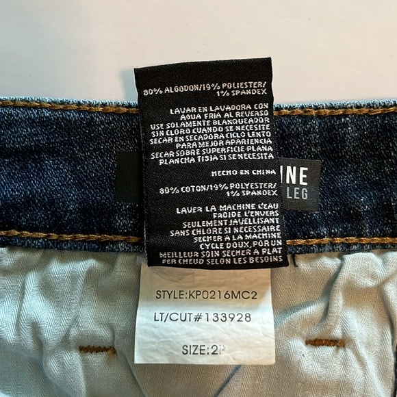 Kut From The Kloth Catherine Crop Straight Leg Mid Rise Size 2 - Picture 12 of 16